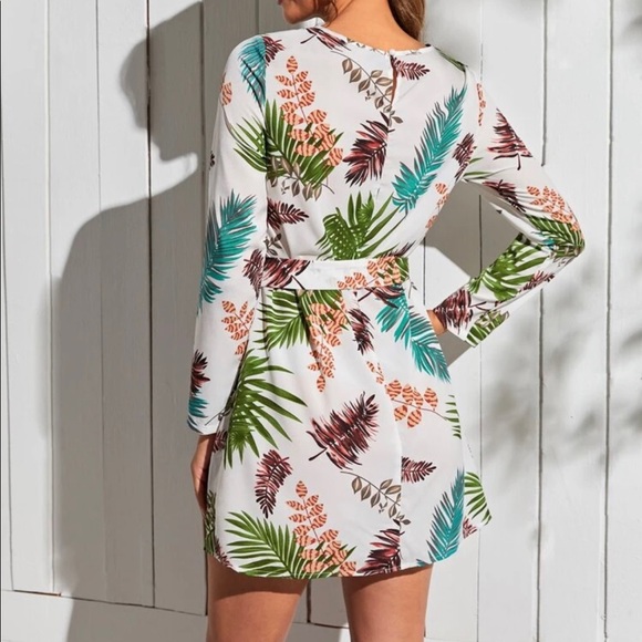 Tropical Belted Dress - Picture 2 of 3